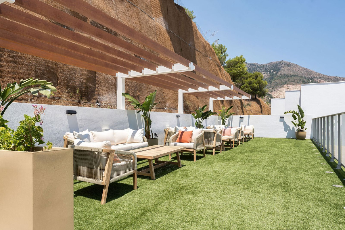 Se vende Apartamento Planta Baja de 3 dormitorios en Costa Del Sol, Málaga, España