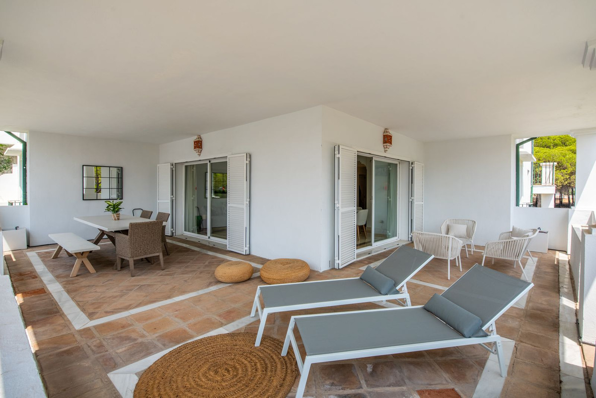 Se vende Apartamento Planta Media de 3 dormitorios en Costa Del Sol, Málaga, España