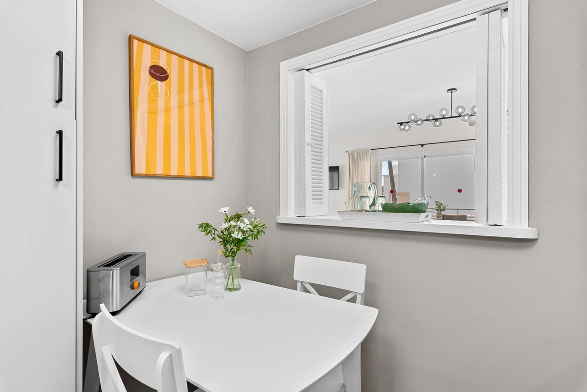 Se vende Apartamento Planta Media de 3 dormitorios en Costa Del Sol, Málaga, España