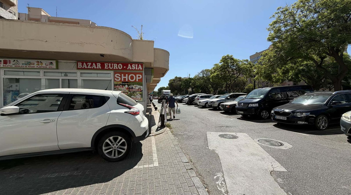 Se vende Apartamento Planta Media de 2 dormitorios en Costa Del Sol, Málaga, España