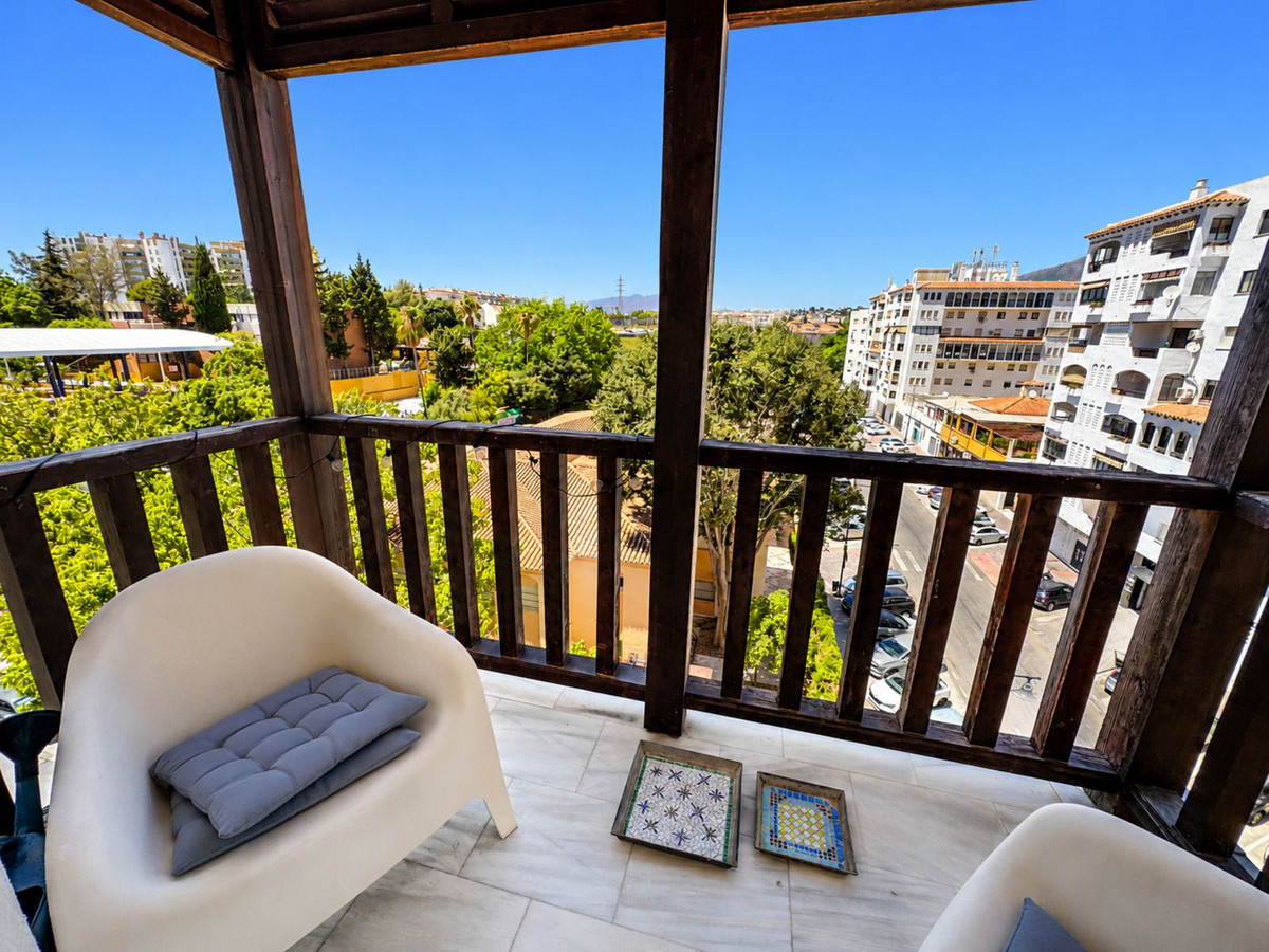 Se vende Apartamento Planta Media de 2 dormitorios en Costa Del Sol, Málaga, España