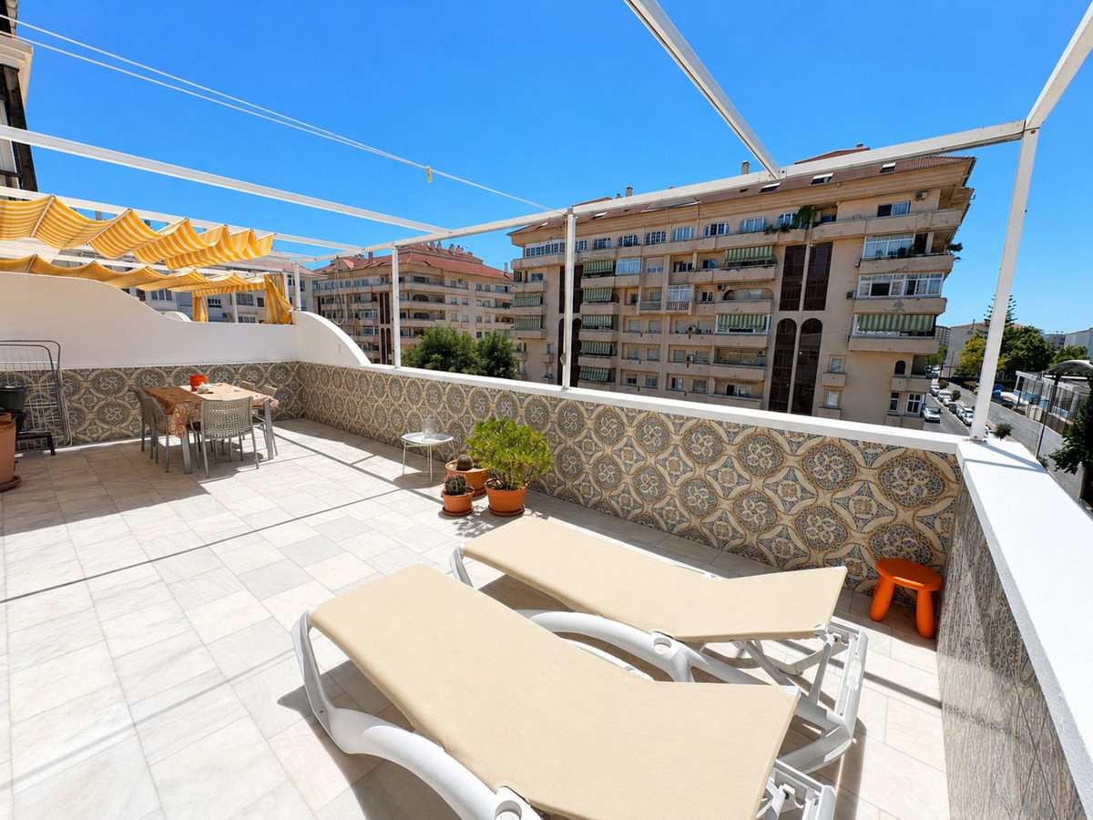 Se vende Apartamento Planta Media de 2 dormitorios en Costa Del Sol, Málaga, España