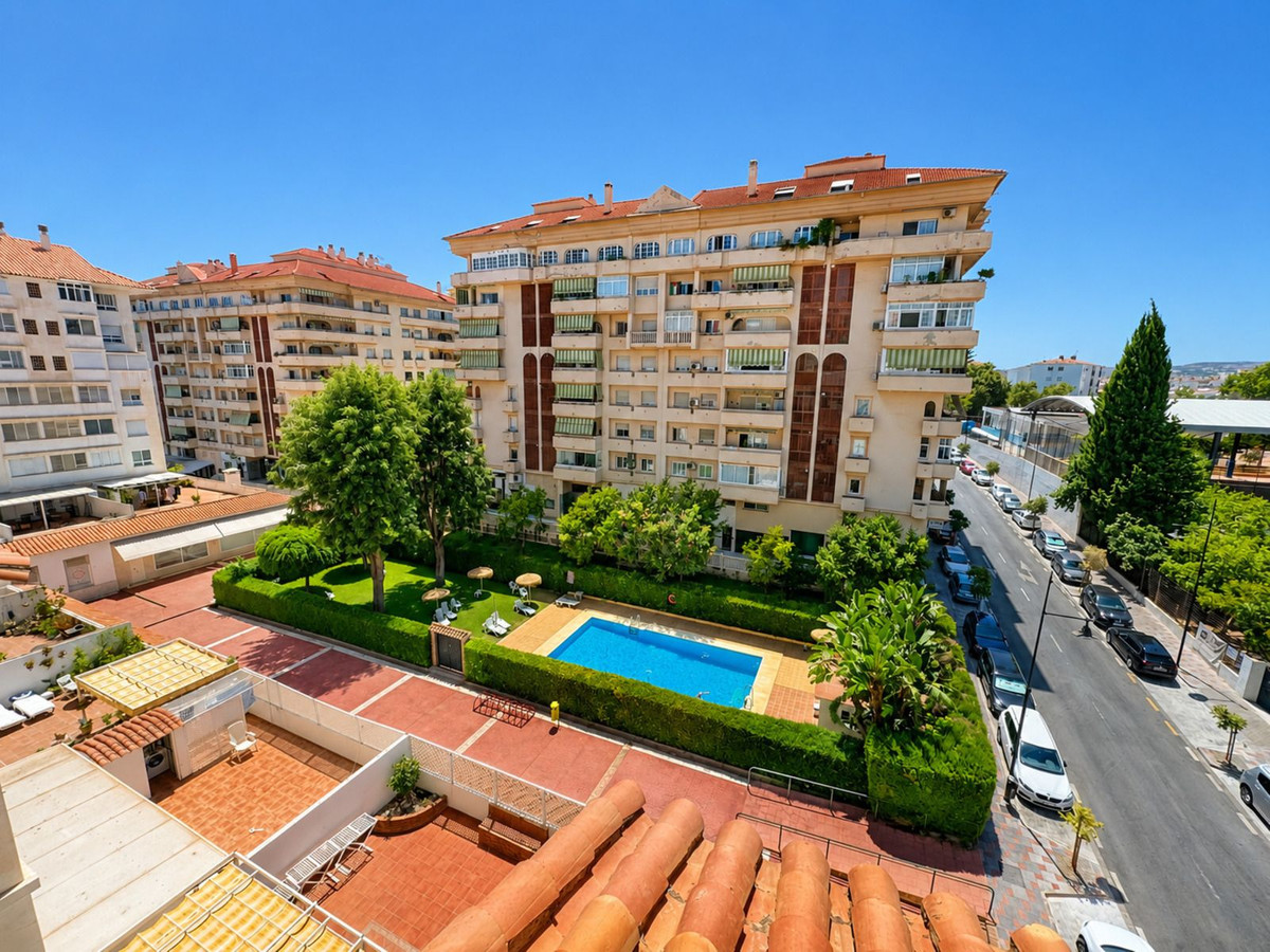 Se vende Apartamento Planta Media de 2 dormitorios en Costa Del Sol, Málaga, España