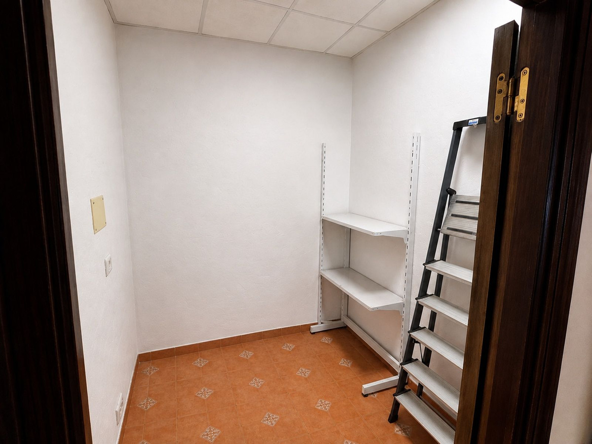 Commercial unit for sale in Arroyo De La Miel Costa Del Sol, Málaga, Spain