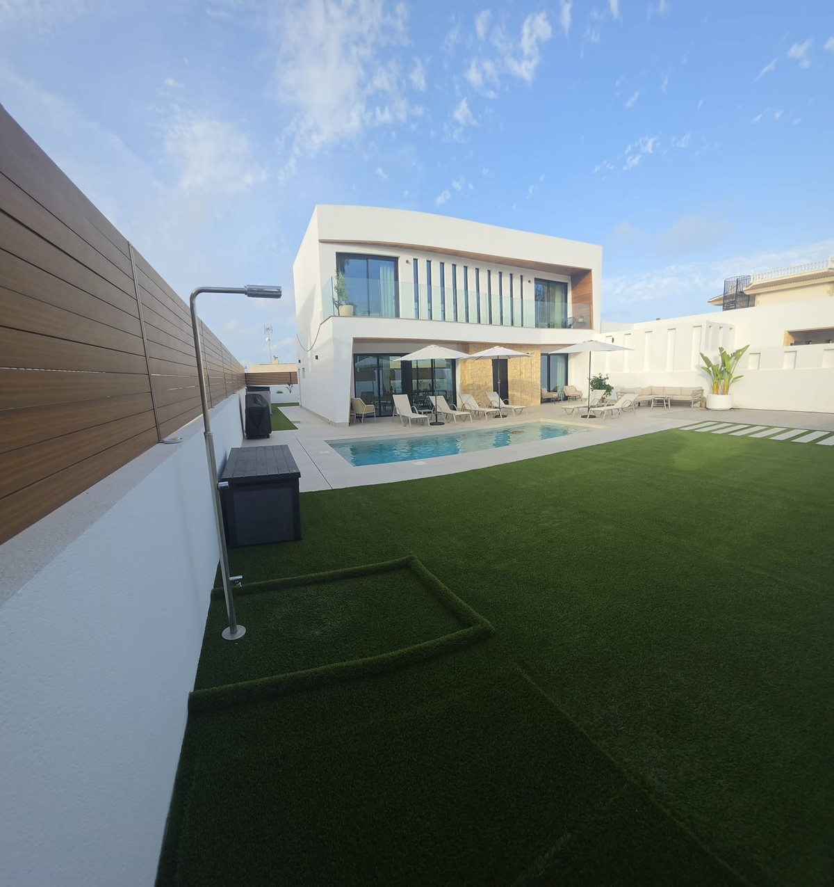 4 Bed Townhouse for sale in Los Altos Costa Blanca, Alicante, Spain