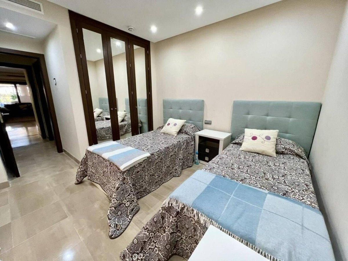 Se vende Apartamento Planta Baja de 2 dormitorios en Costa Del Sol, Málaga, España
