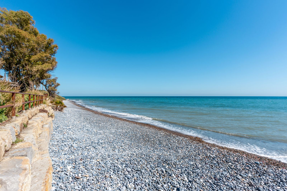 Se vende Apartamento Planta Baja de 2 dormitorios en Costa Del Sol, Málaga, España