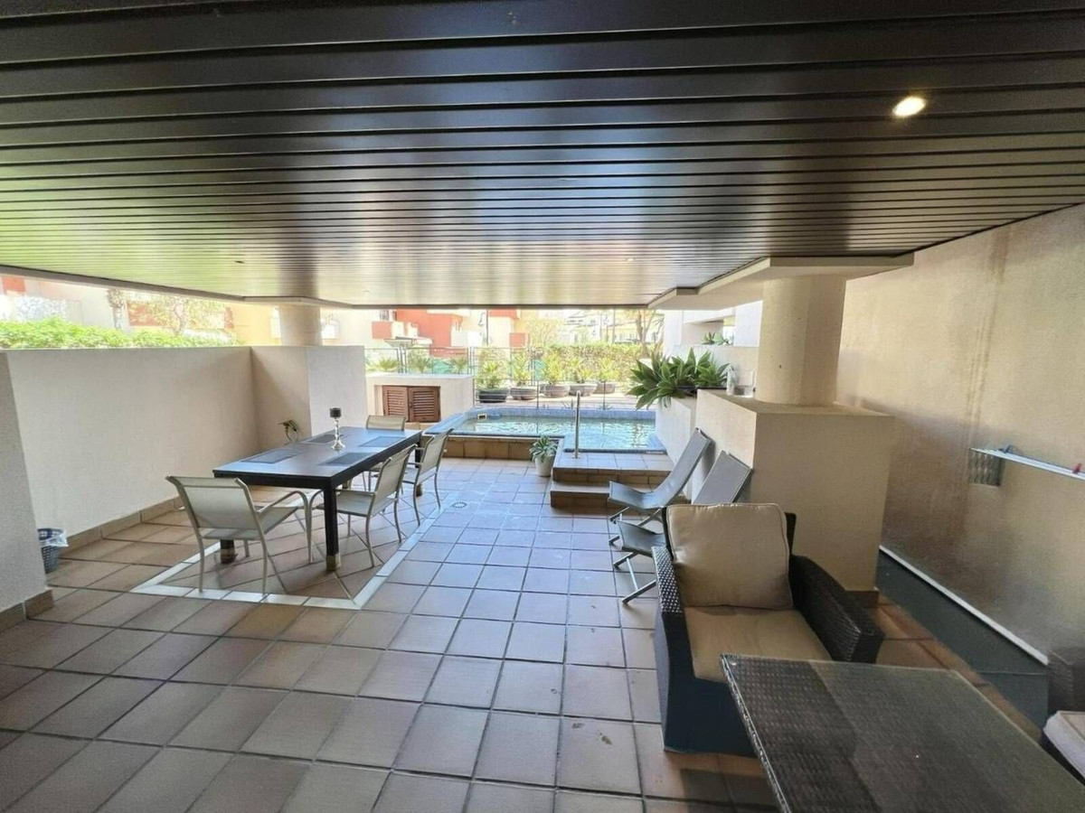 Se vende Apartamento Planta Baja de 2 dormitorios en Costa Del Sol, Málaga, España