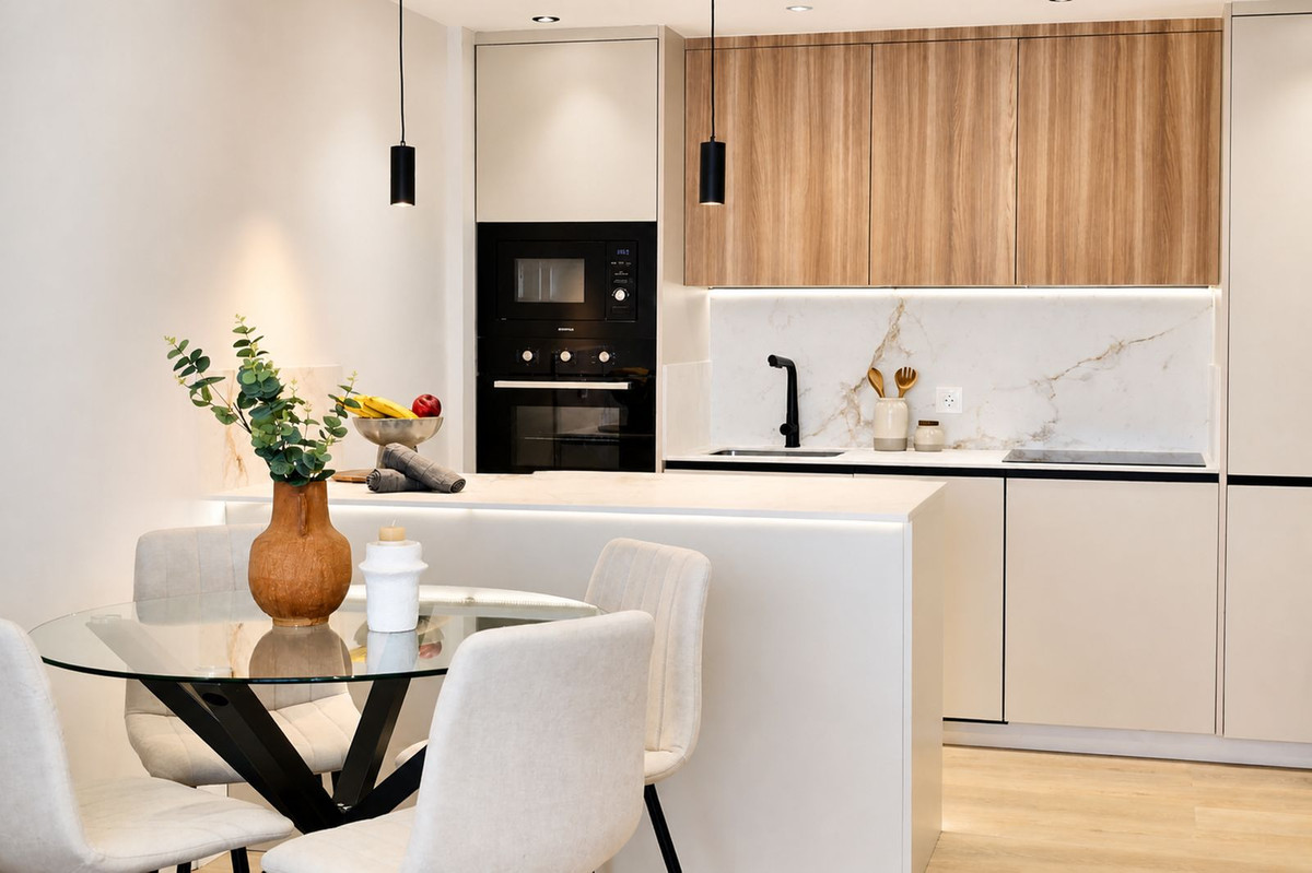 Se vende Apartamento Planta Media de 2 dormitorios en Costa Del Sol, Málaga, España