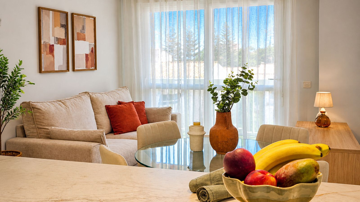 Se vende Apartamento Planta Media de 2 dormitorios en Costa Del Sol, Málaga, España