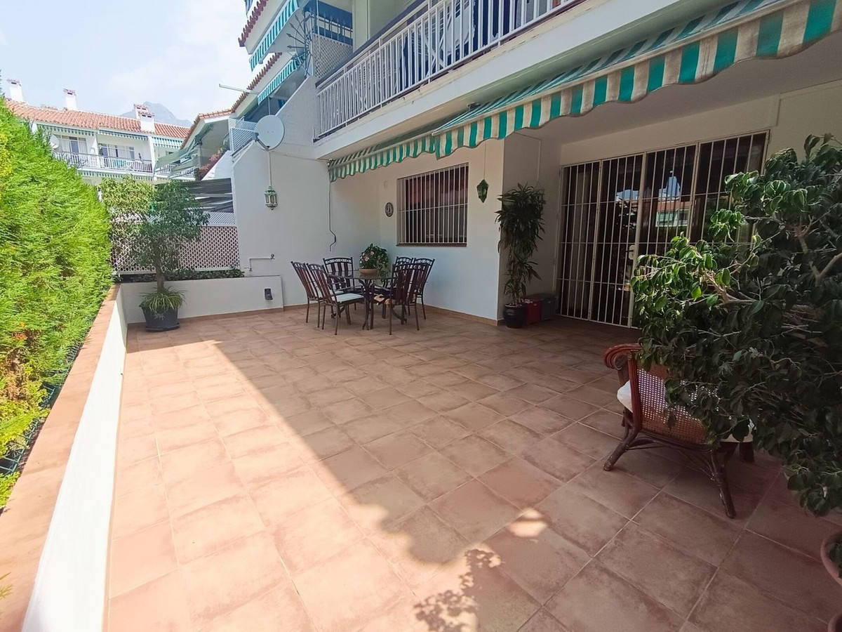 Se vende Apartamento Planta Baja de 4 dormitorios en Costa Del Sol, Málaga, España