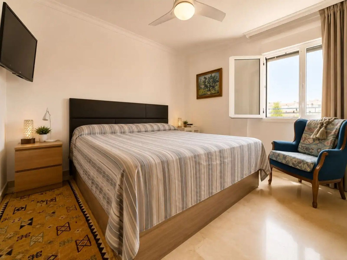 3 Bed Apartment for sale in Marbella Costa Del Sol, Málaga, Spain