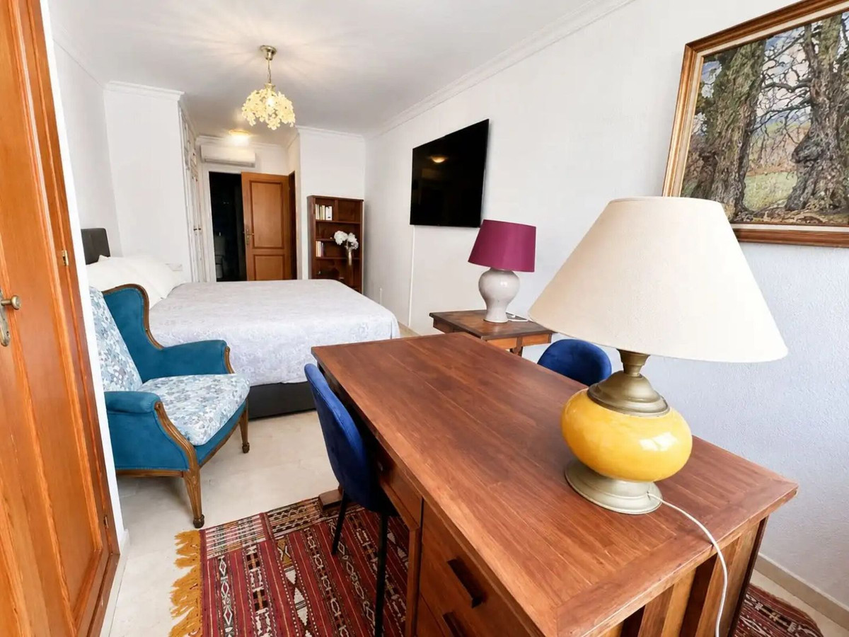 3 Bed Apartment for sale in Marbella Costa Del Sol, Málaga, Spain