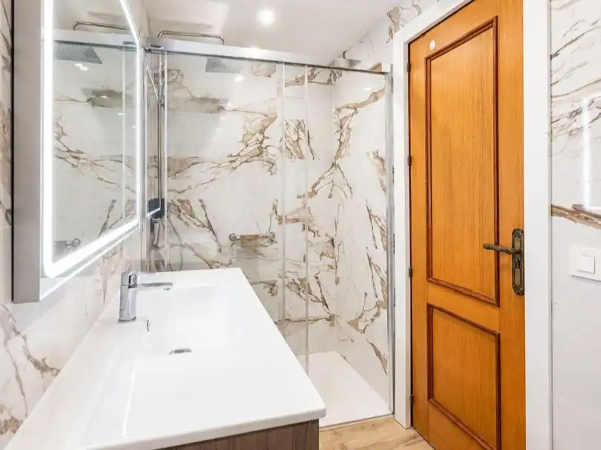 3 Bed Apartment for sale in Marbella Costa Del Sol, Málaga, Spain