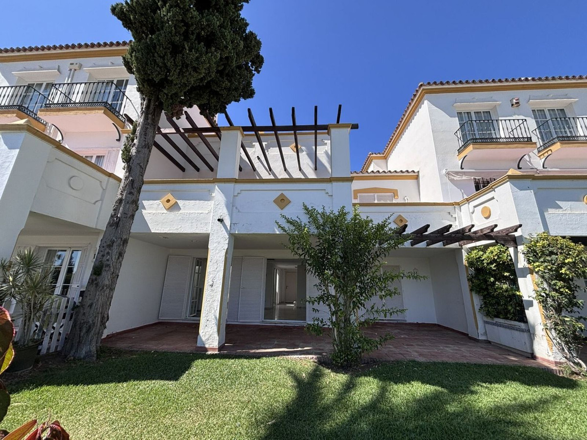 Se vende Adosada de 3 dormitorios en Costa Del Sol, Málaga, España