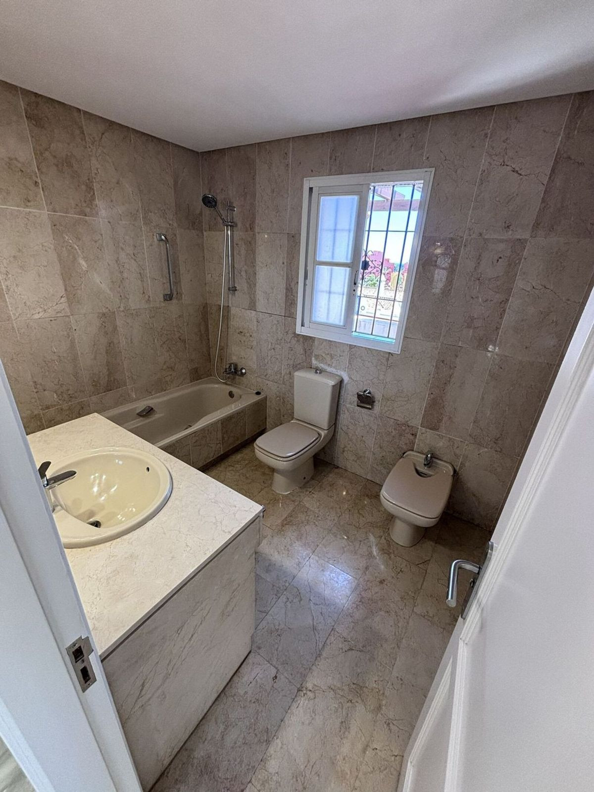 Se vende Adosada de 3 dormitorios en Costa Del Sol, Málaga, España