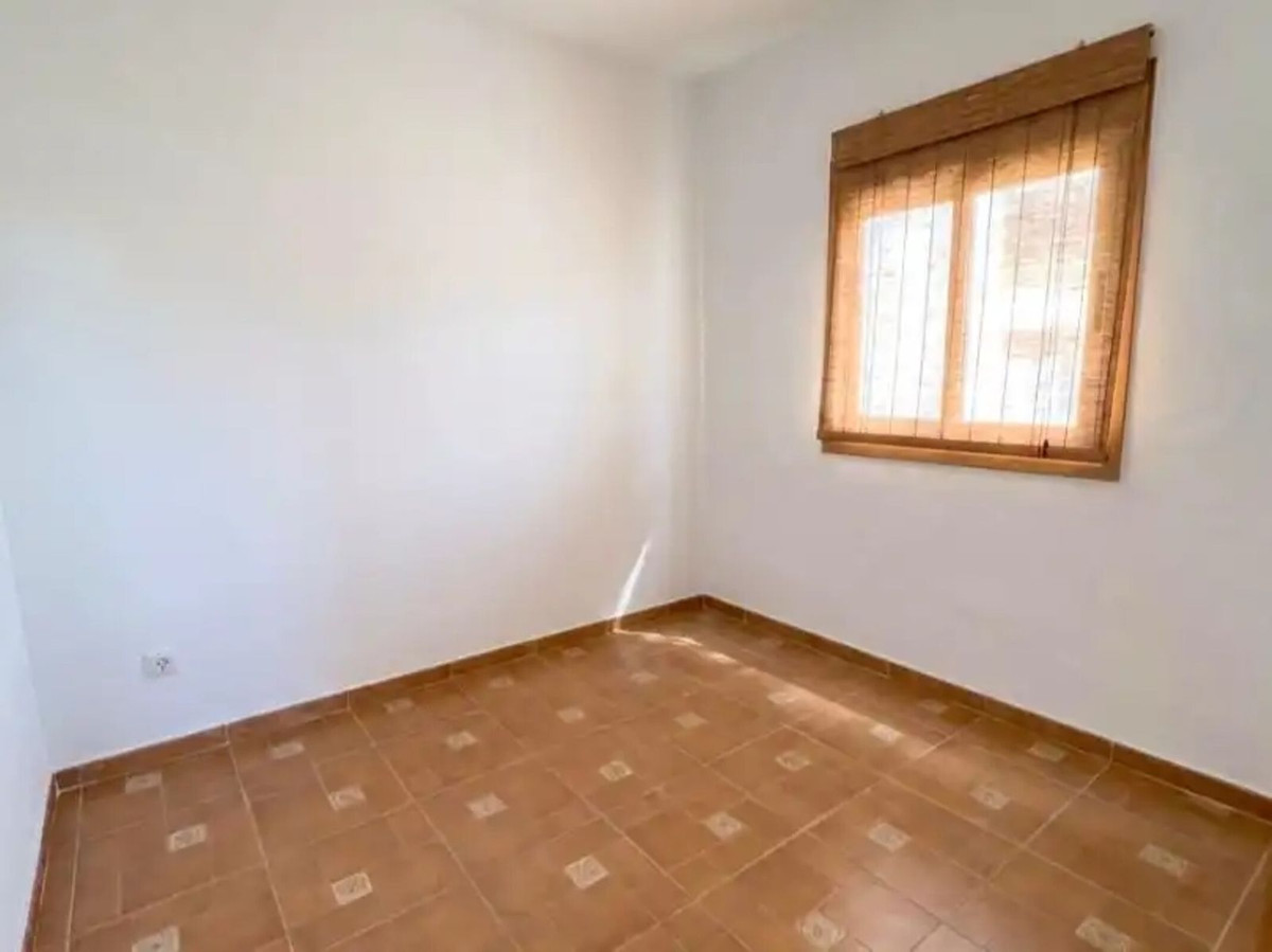 Se vende Finca - Cortijo de 3 dormitorios en Costa Del Sol, Málaga, España
