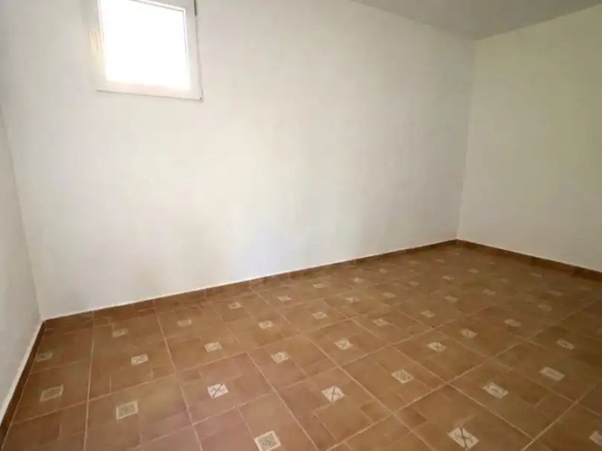 Se vende Finca - Cortijo de 3 dormitorios en Costa Del Sol, Málaga, España