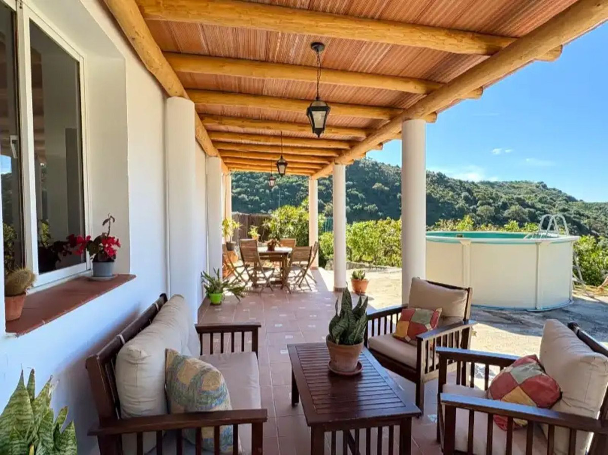 Se vende Finca - Cortijo de 3 dormitorios en Costa Del Sol, Málaga, España