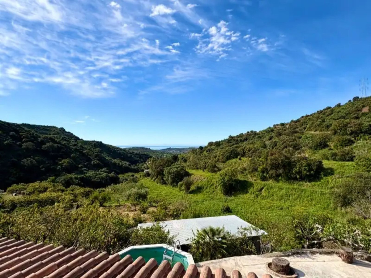 Se vende Finca - Cortijo de 3 dormitorios en Costa Del Sol, Málaga, España