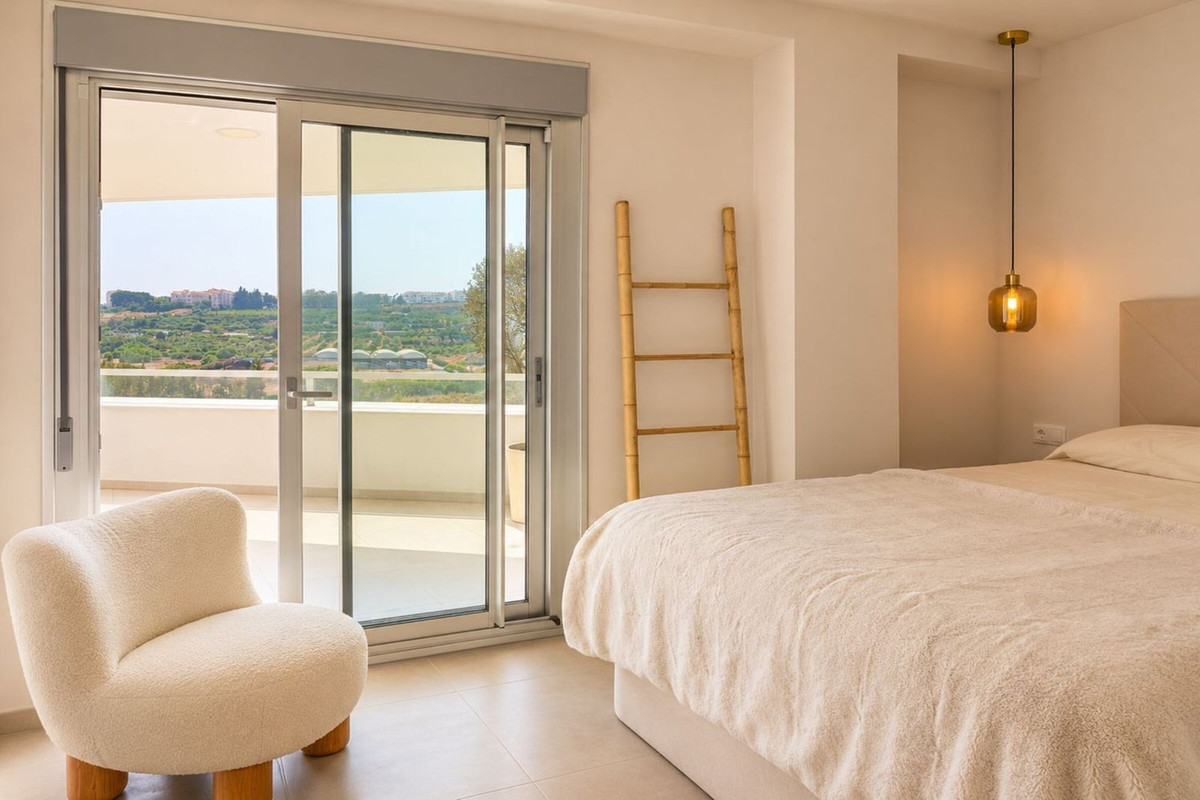 Se vende Apartamento Planta Media de 3 dormitorios en Costa Del Sol, Málaga, España