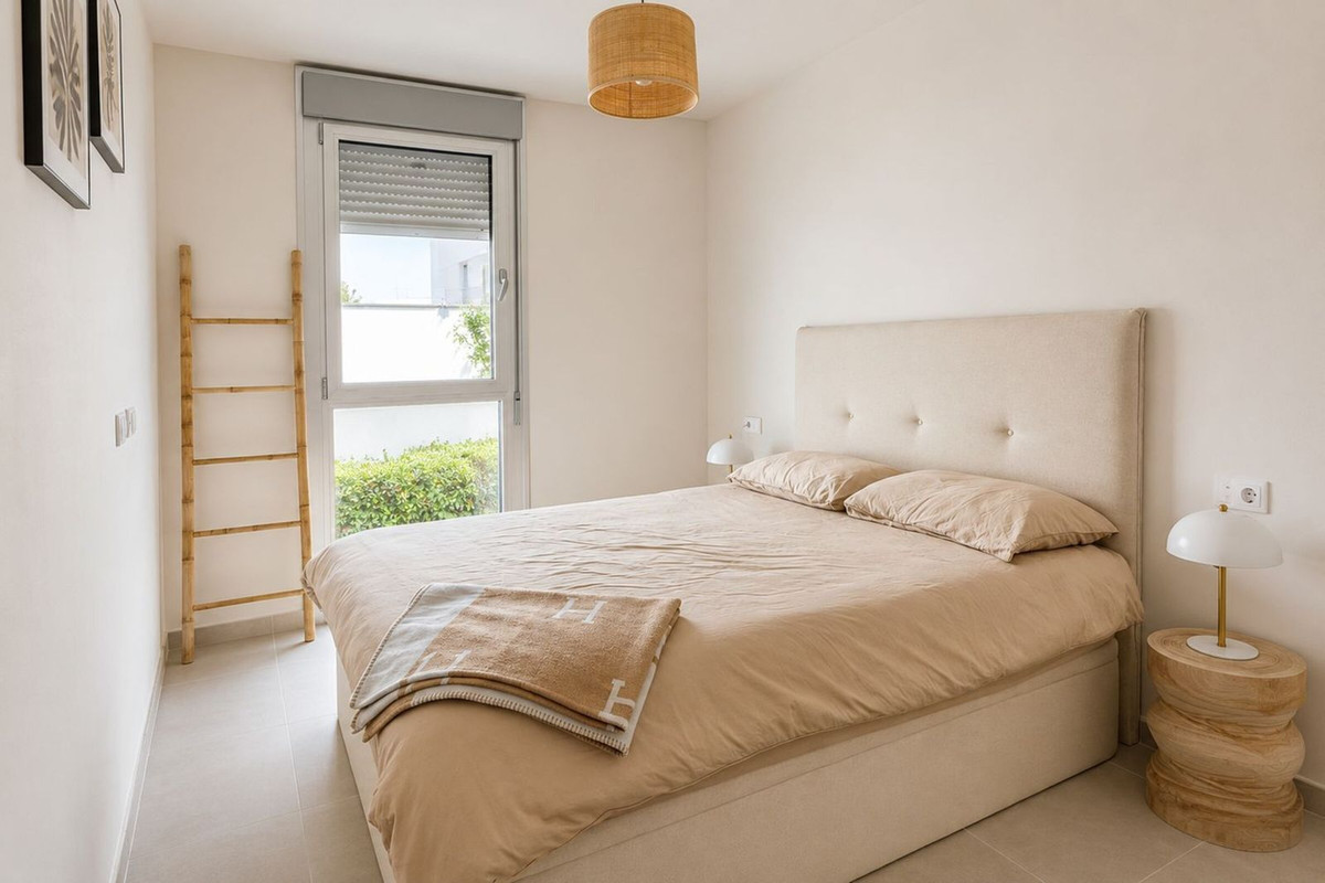 Se vende Apartamento Planta Media de 3 dormitorios en Costa Del Sol, Málaga, España