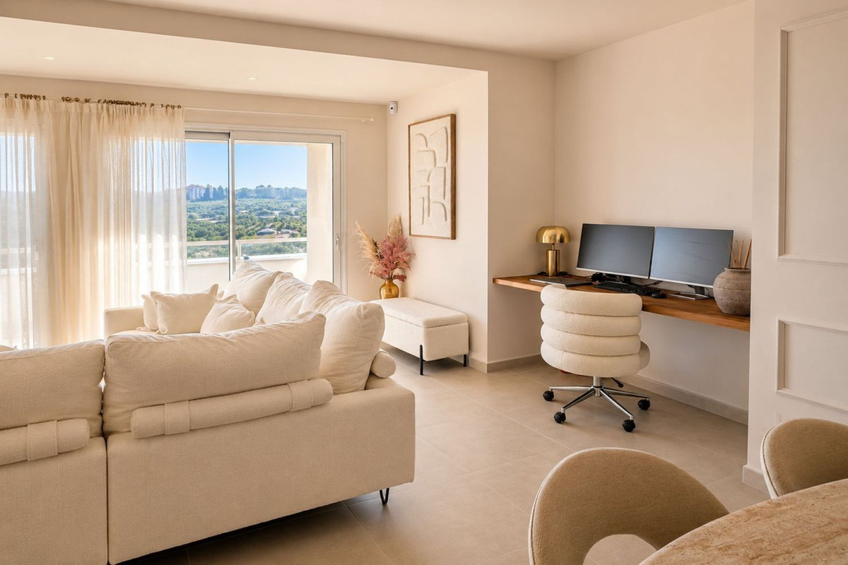 Se vende Apartamento Planta Media de 3 dormitorios en Costa Del Sol, Málaga, España