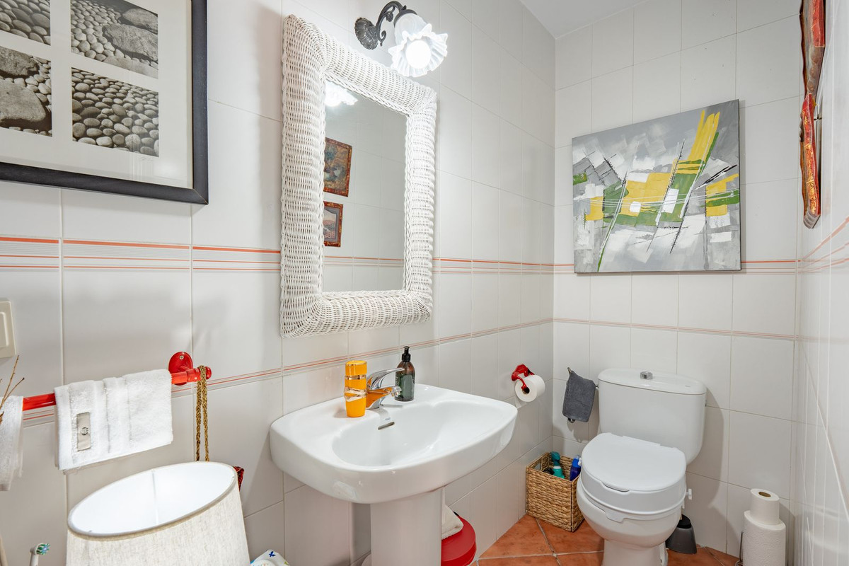 Se vende Adosada de 4 dormitorios en Costa Del Sol, Málaga, España