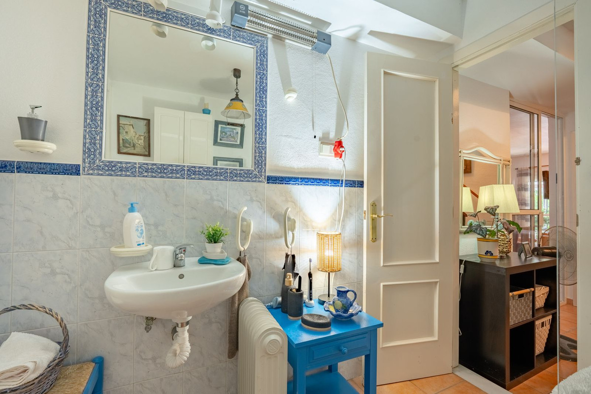 Se vende Adosada de 4 dormitorios en Costa Del Sol, Málaga, España