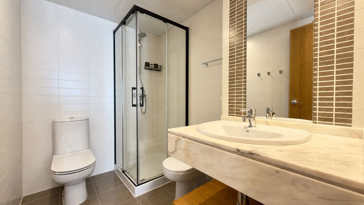 2 Bed Apartment for sale in Selwo Costa Del Sol, Málaga, Spain