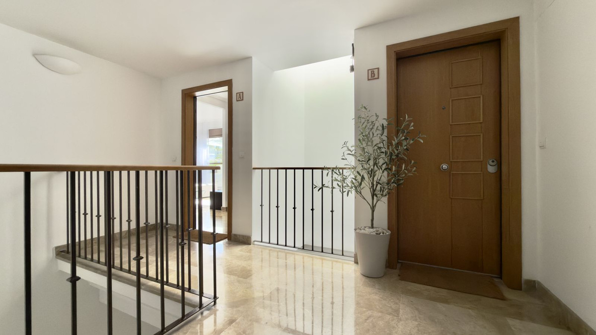 2 Bed Apartment for sale in Selwo Costa Del Sol, Málaga, Spain