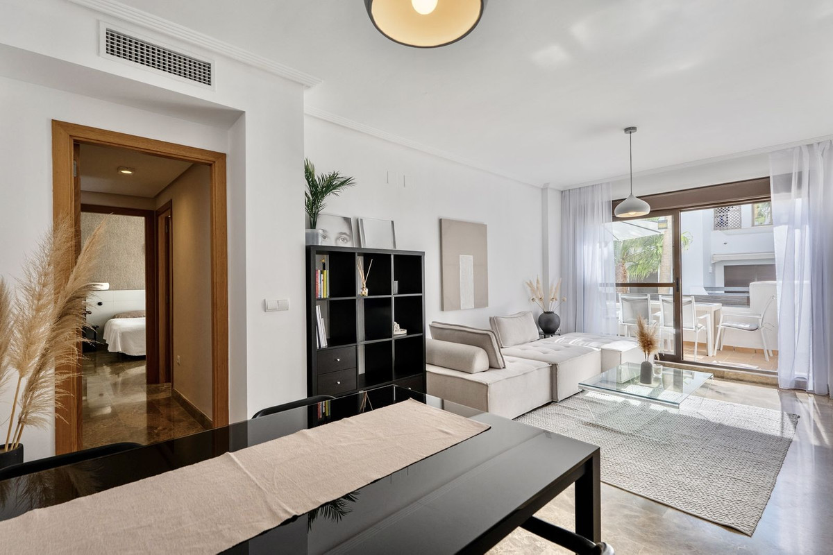 2 Bed Apartment for sale in Selwo Costa Del Sol, Málaga, Spain