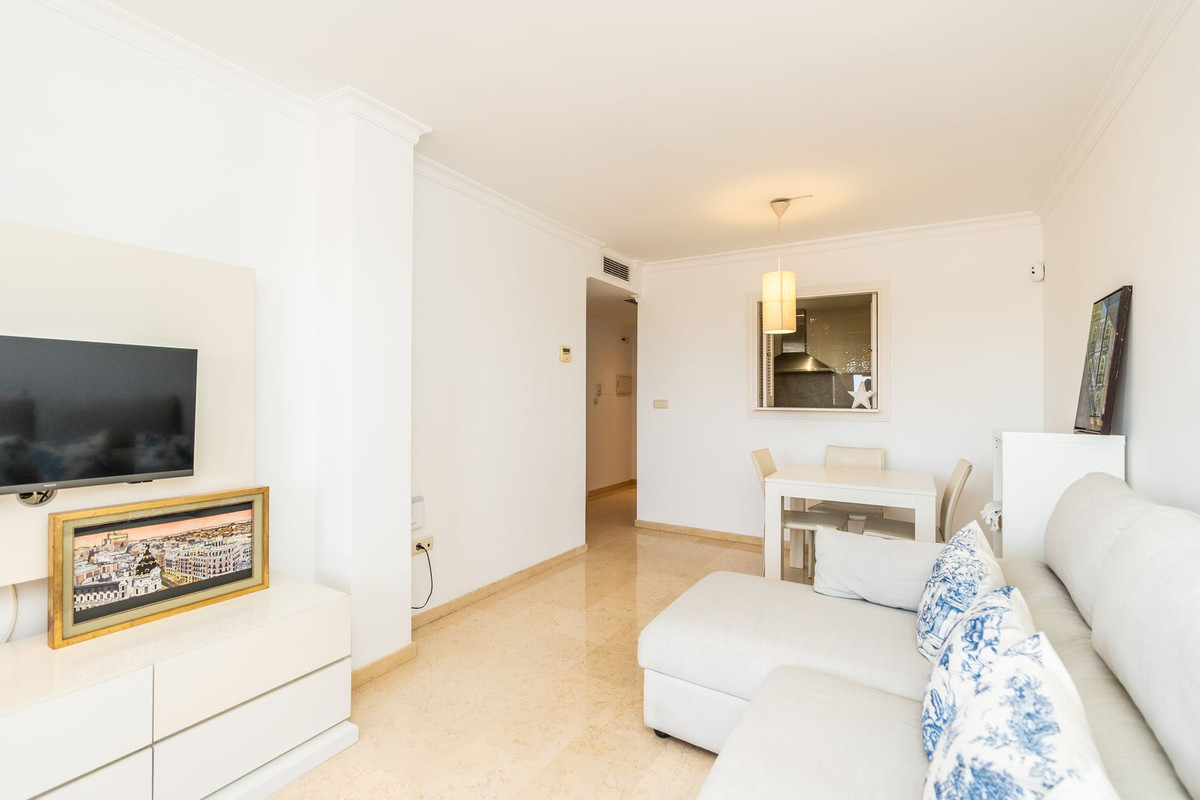 1 Bed Apartment for sale in Elviria Costa Del Sol, Málaga, Spain
