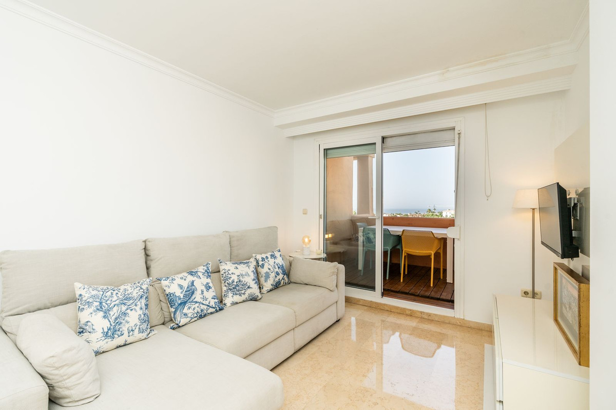 1 Bed Apartment for sale in Elviria Costa Del Sol, Málaga, Spain