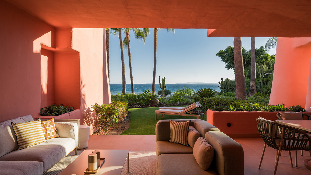 3 Bed Apartment for sale in Estepona Costa Del Sol, Málaga, Spain
