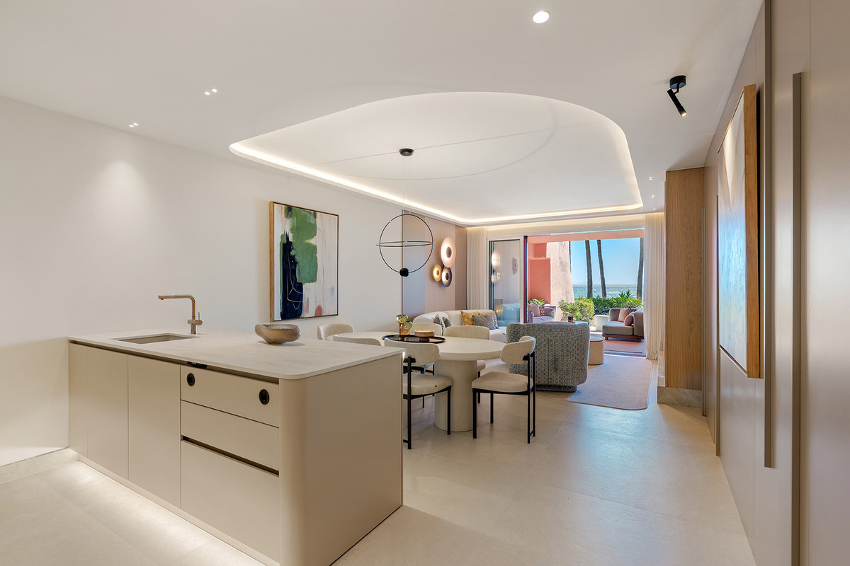 3 Bed Apartment for sale in Estepona Costa Del Sol, Málaga, Spain