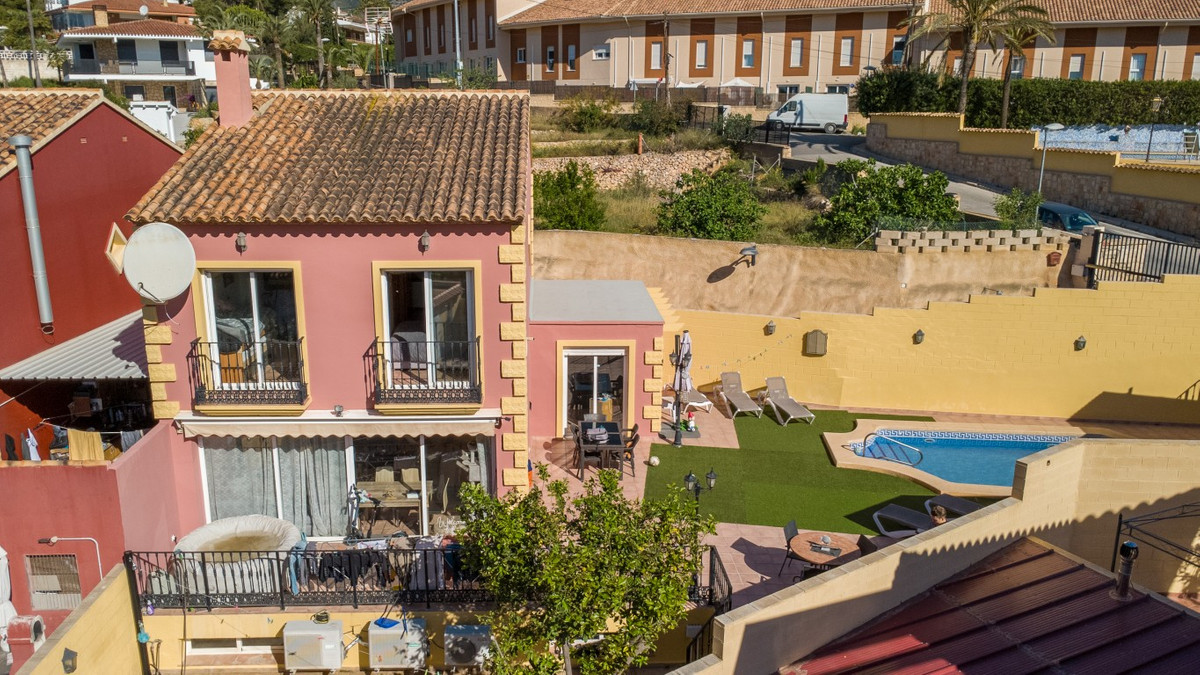 Se vende Adosada de 6 dormitorios en Costa Blanca, Alicante, España