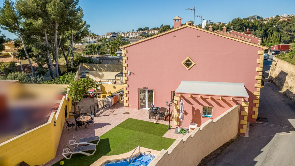 Se vende Adosada de 6 dormitorios en Costa Blanca, Alicante, España
