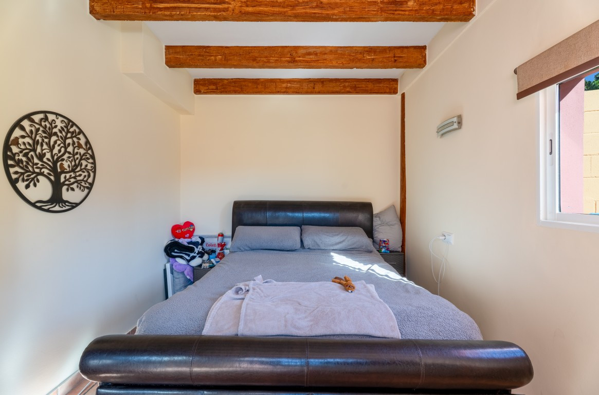 Se vende Adosada de 6 dormitorios en Costa Blanca, Alicante, España