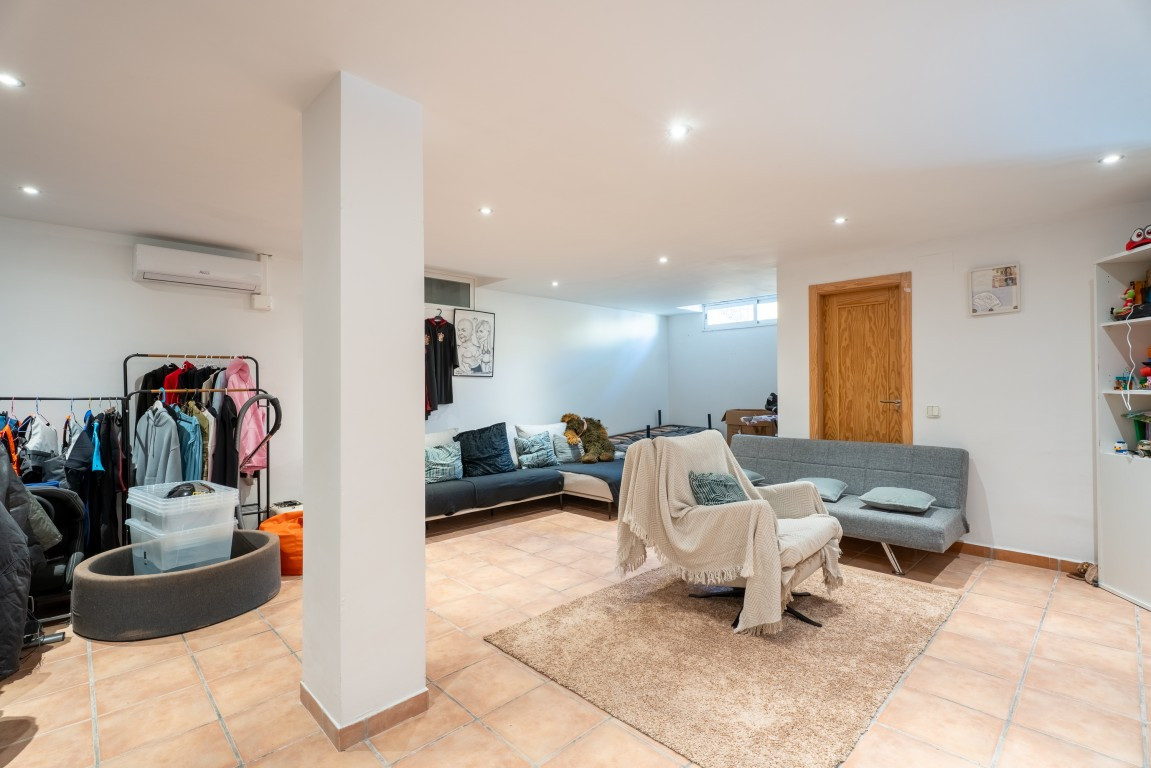 Se vende Adosada de 6 dormitorios en Costa Blanca, Alicante, España