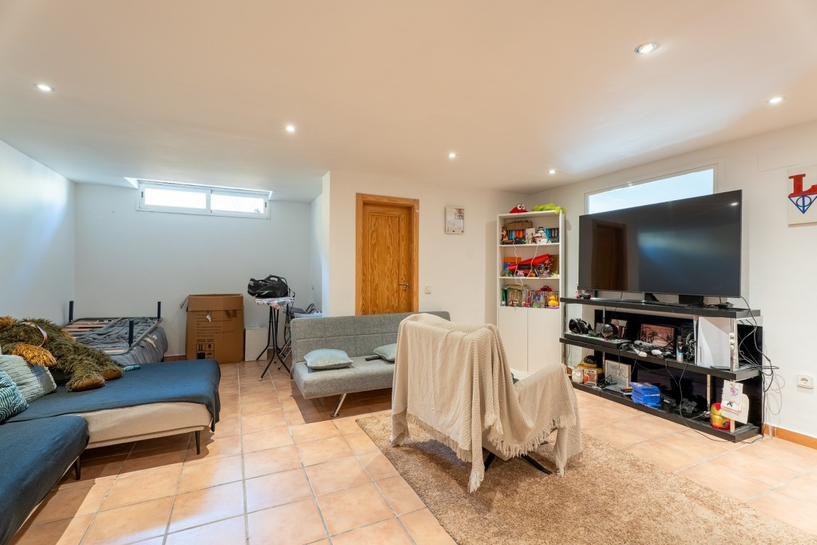 Se vende Adosada de 6 dormitorios en Costa Blanca, Alicante, España