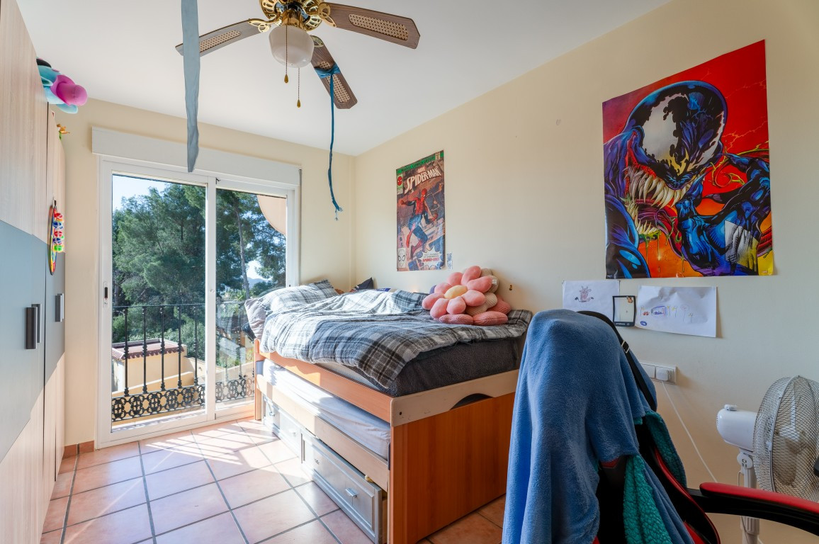 Se vende Adosada de 6 dormitorios en Costa Blanca, Alicante, España