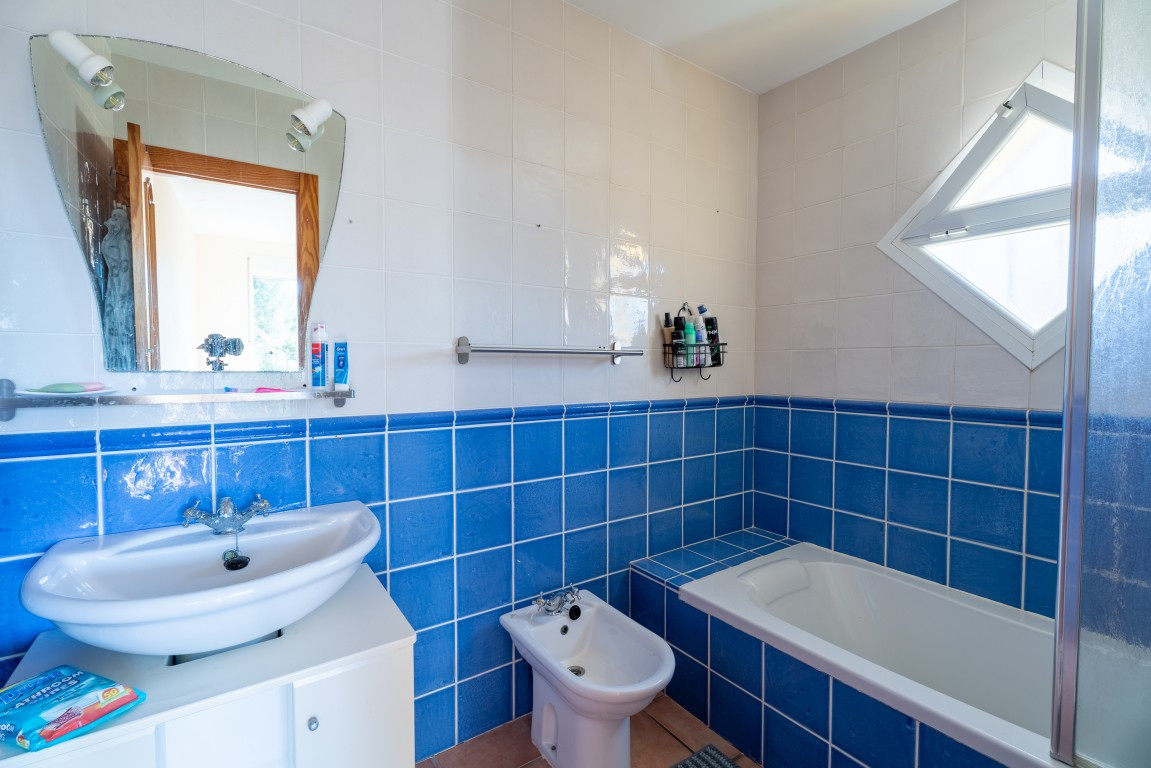 Se vende Adosada de 6 dormitorios en Costa Blanca, Alicante, España