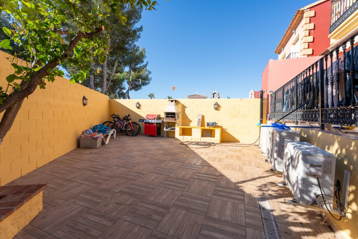 Se vende Adosada de 6 dormitorios en Costa Blanca, Alicante, España