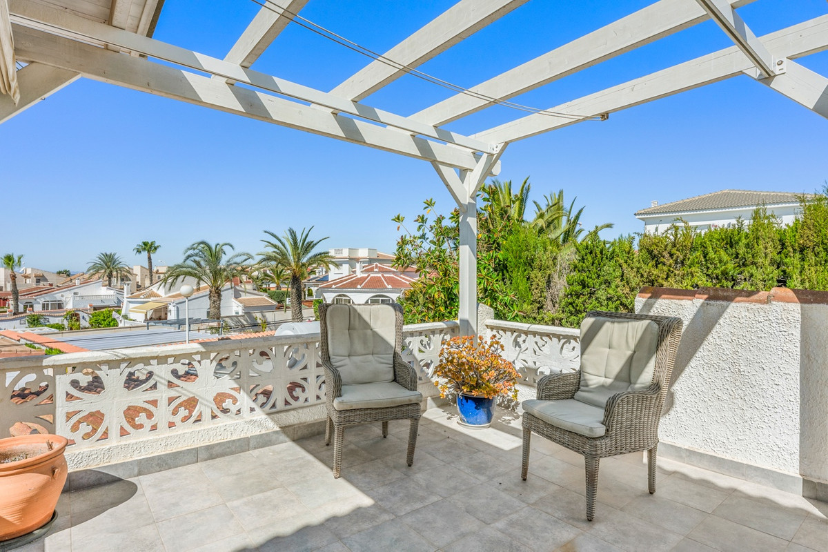 5 Bed Townhouse for sale in Ciudad Quesada Costa Blanca, Alicante, Spain