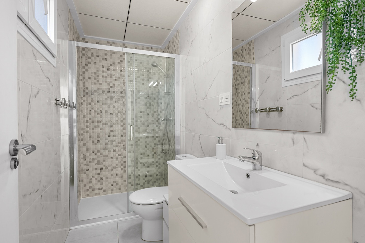 5 Bed Townhouse for sale in Ciudad Quesada Costa Blanca, Alicante, Spain