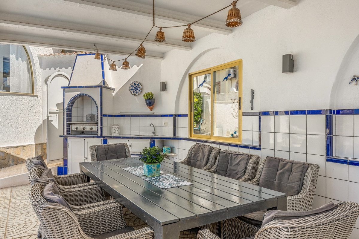 5 Bed Townhouse for sale in Ciudad Quesada Costa Blanca, Alicante, Spain