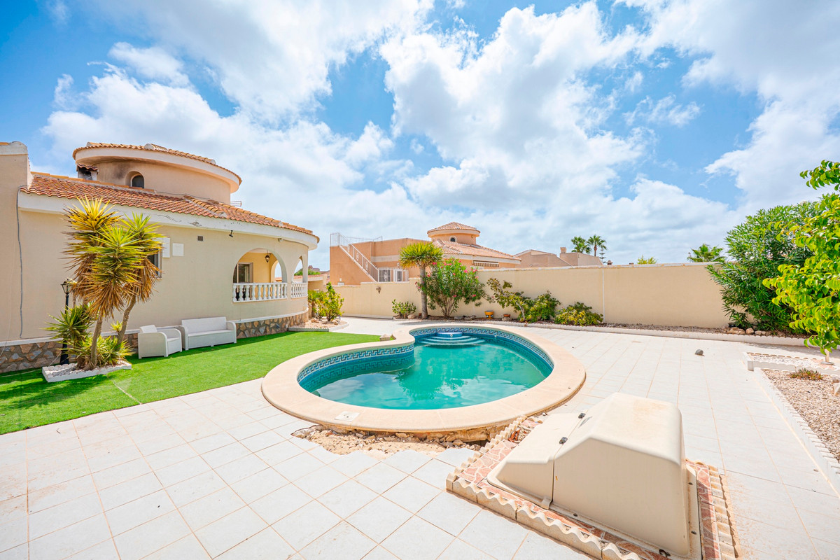 3 Bed Townhouse for sale in Ciudad Quesada Costa Blanca, Alicante, Spain
