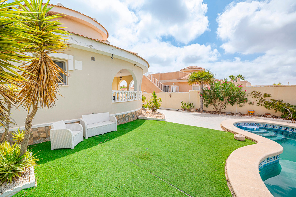 3 Bed Townhouse for sale in Ciudad Quesada Costa Blanca, Alicante, Spain