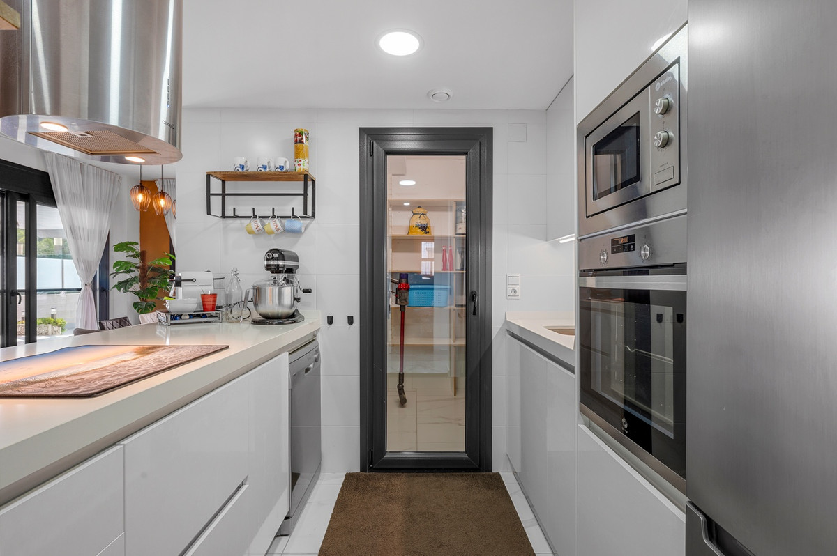 Se vende Apartamento Planta Baja de 3 dormitorios en Costa Blanca, Alicante, España